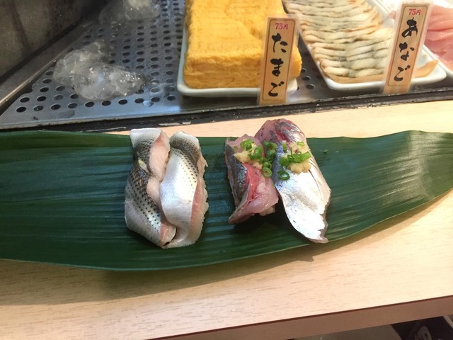 鱼がし日本一 立喰寿司 小肌真あじ