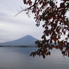 河口湖と富士山と紅葉