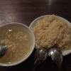 豆とタピオカのチェー(左)と青豆のおこわ(右)