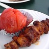 焼きトマト＆ブタの串焼き