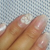 薬指にはバラの花