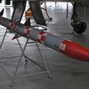 撃ちっぱなしができるAIM-120（韓国持ってる）