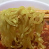 5分間待つだけ　でこの辛さノンフライ麺はいいですネ