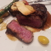 メインのステーキ