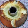 膨らみ過ぎたシフォンケーキ