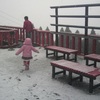 境内には少し雪が積もっています♪