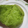 鮮やかなグリーン色