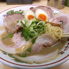 第二独立系・立川店の味玉入りチャーシューメン。