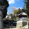 寺の奥に教会