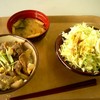 牛肉とキノコの卵とじ丼