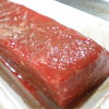 何グラムだったかな？398円の牛肉ブロック