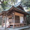 静かな境内