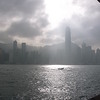 煙るビクトリアハーバー