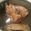 鍋で茹でてます