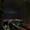 雷で空が光った