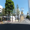 西武新宿駅方面からは、これを見たら右折道なり！