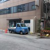 こっち側がメインの入口かな
