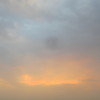 初日の出は雲に隠れていました