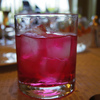 赤い梅酒のロック