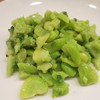 そら豆の炒め物　白トリュフ塩で