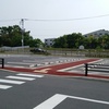 アメ車の集団が爆音と共に