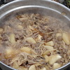 大きな芋煮の鍋