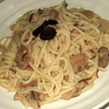 白トリュフパスタ黒トリュフ添え