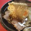 平打ち細縮れ麺