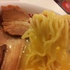 うーむ、麺は普通だ…