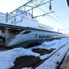 米沢駅の山形新幹線。