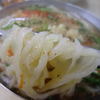 モチモチ手打ちの麺。ちぢれた感じが良い。