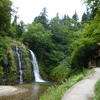 遊歩道。白銀の滝