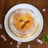 ホワイトチョコと米粉と桜餡のガトーショコラ