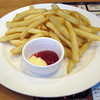 山盛りポテトフライ（税別\299）