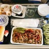 不毛な機内食・・