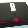 重厚な黒い箱