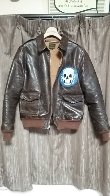 A-2 フライトジャケット フェローズ　C Cマスターズ　蝋漬け 台座なし　馬革 A-2 フライトジャケット フェローズ C Cマスターズ 蝋漬け 台座