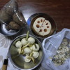 一年に一度、料理の皮むき作業