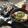山かけぶっかけうどん黄身醤油乗せ