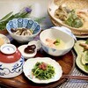 ユキノシタの天ぷらと胡麻和え・冬瓜の薬膳煮