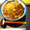 朝食の山菜そば
