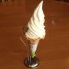 つぶつぶソフトクリームです。
