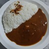 赤みの強いカレールー