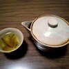 甘煮かぼすを、熱い黒白波に入れた^^。2024.9