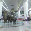 デリー空港内のオブジェ