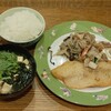 白身魚のソテーと春菊入りお汁定食