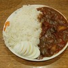 夏野菜カレーライスサラダ付き