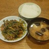 豚肉とにんにくの芽炒め定食