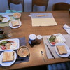 朝食