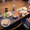 朝食